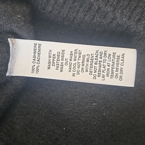 Saks Cashmere Turtleneck Sweater Size XS Black - Picture 9 of 13